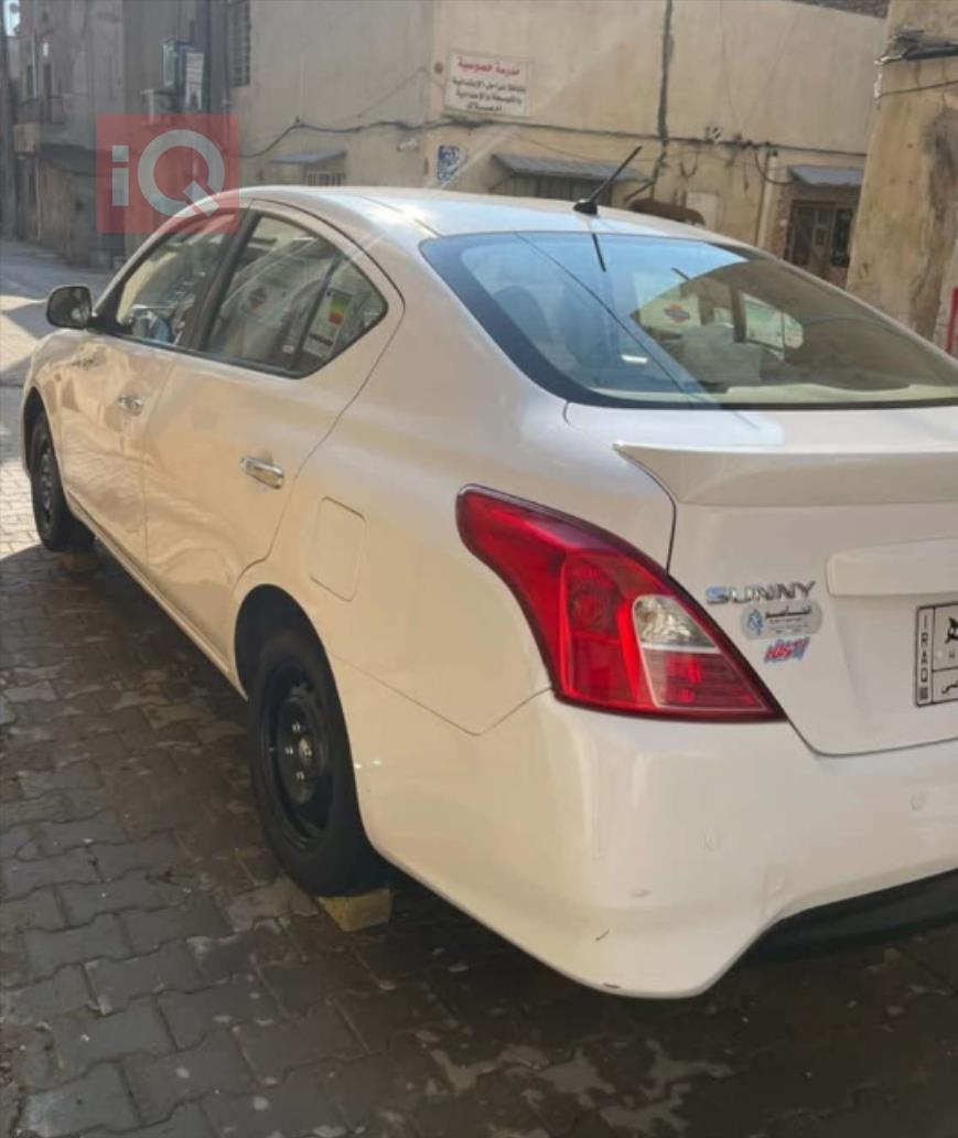 نيسان صني